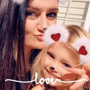 Meet your Posher, Kourtney